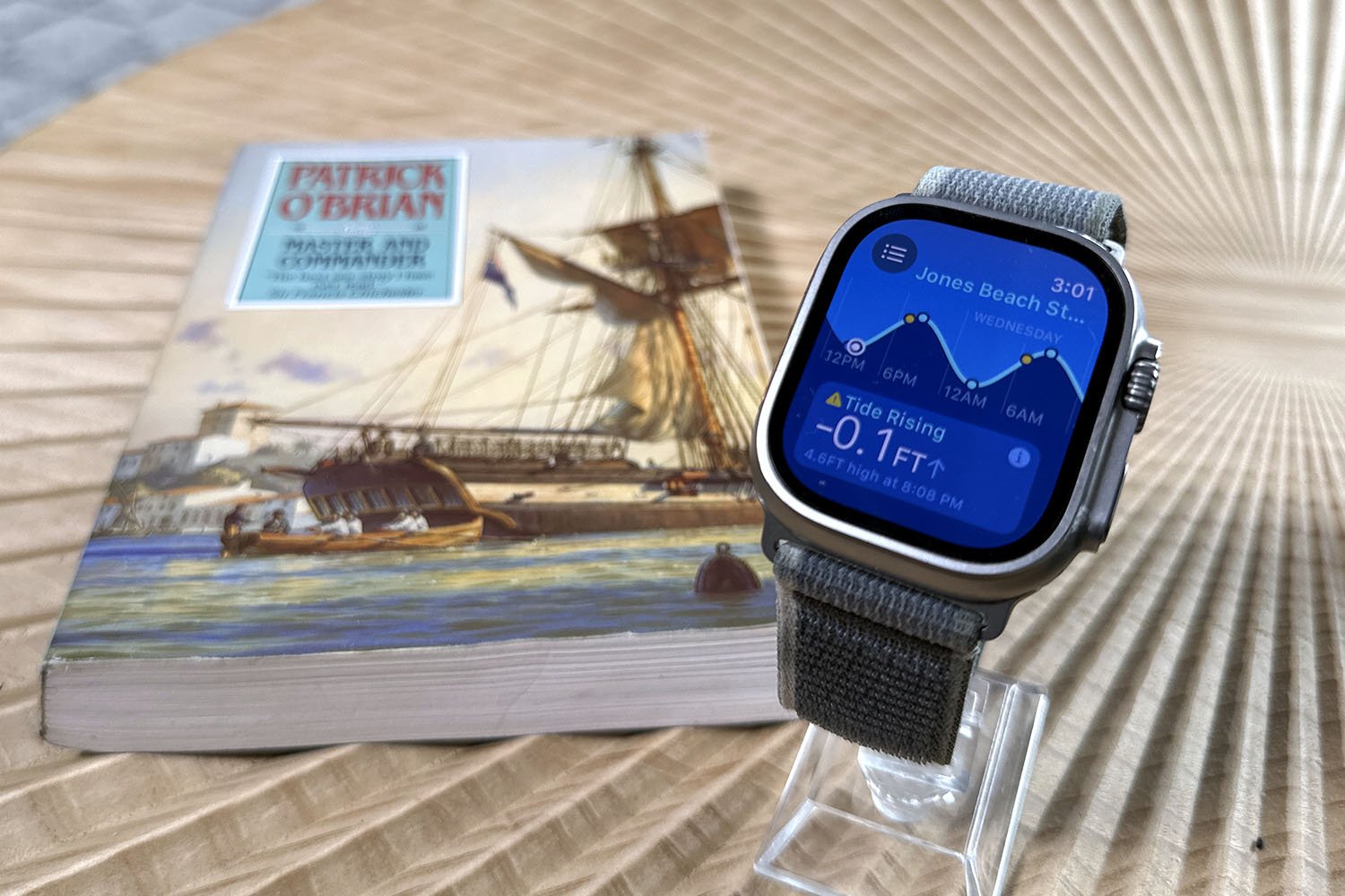 Apple Watch Ultra 2 Tides App