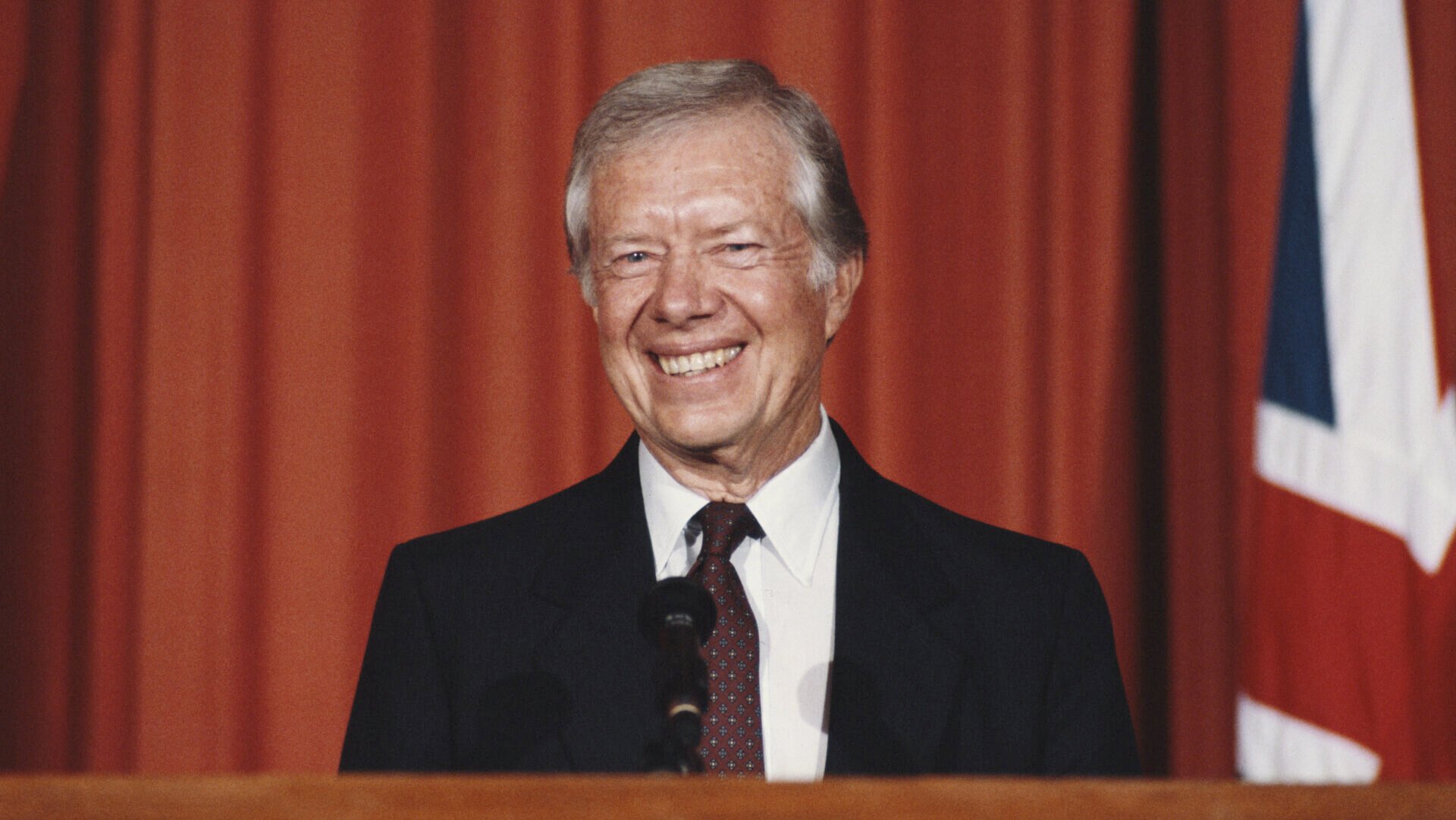 Former US President Jimmy Carter holds a press conference at the American Embassy in London, UK, 27th January 1986.