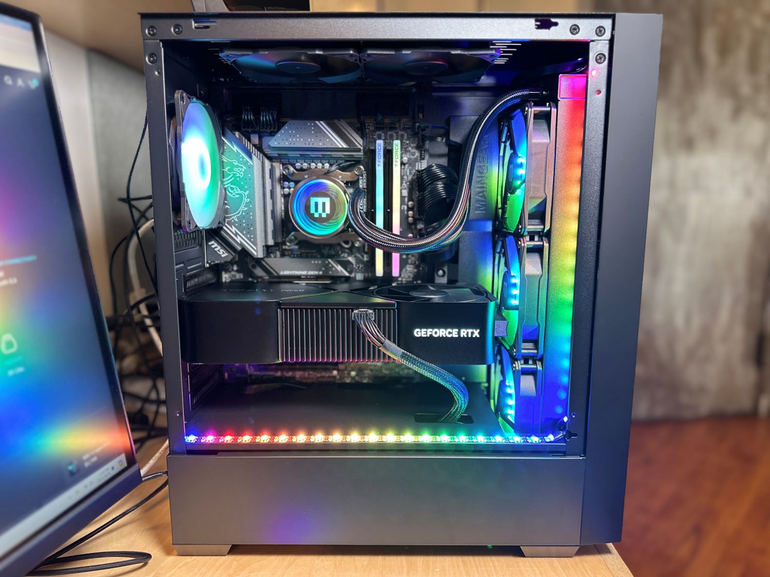 Maingear Mg 1 2